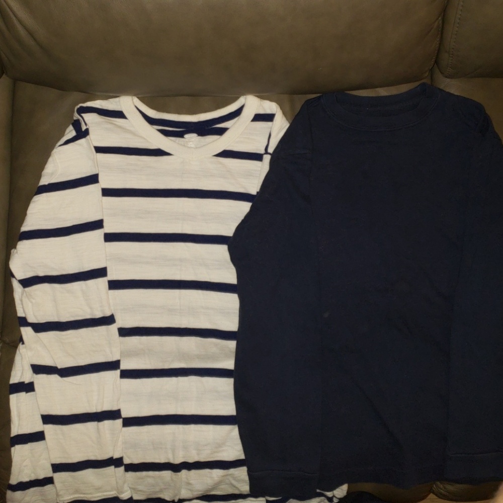 Old Navy Bundle of 2 long sleeve